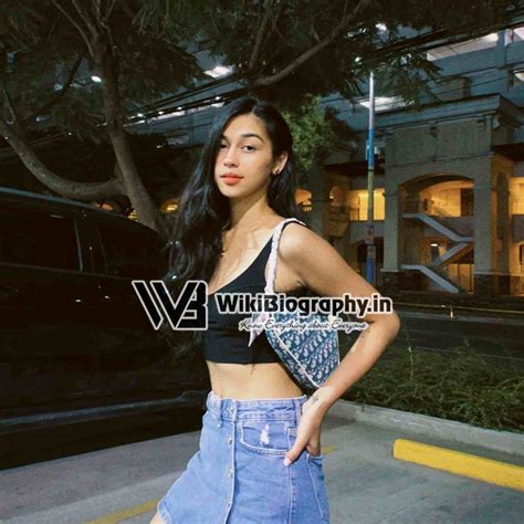 full name of zeinab harake|Zeinab Harake: Wiki, Bio, Age, Boyfriend, Real Name, Child, Vlogs.